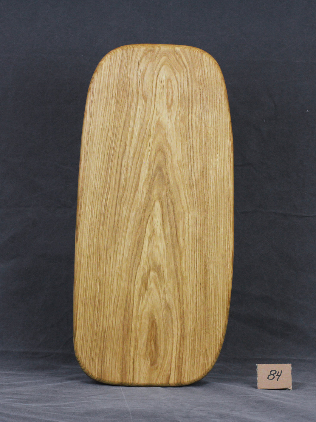 Brotzeitbrett, Servierbrett, Schneidebrett, Cuttingboard, Charcuterie Board. No. 84 - ca. 60 cm. Aus einem Stück Eiche - handgefertigt.